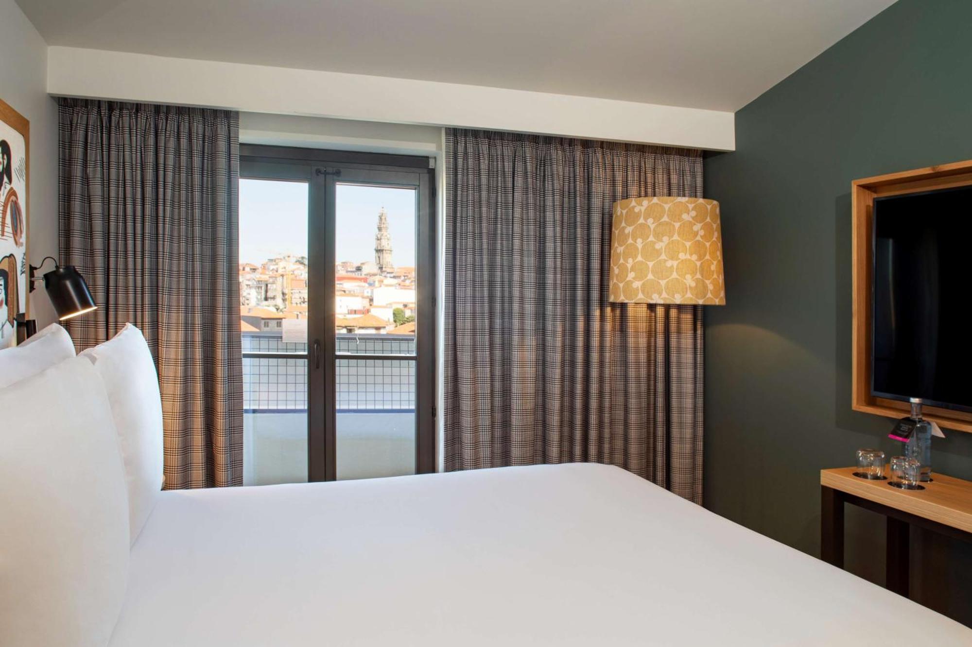 Se Catedral Hotel Porto, Tapestry Collection By Hilton Екстериор снимка